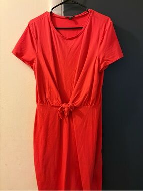 Express Red Scoop Neck Midi Dress with Front Knot